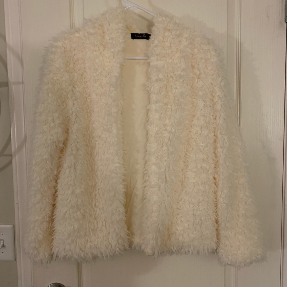 Amaryllis Fuzzy Coat With Hood - size medium.